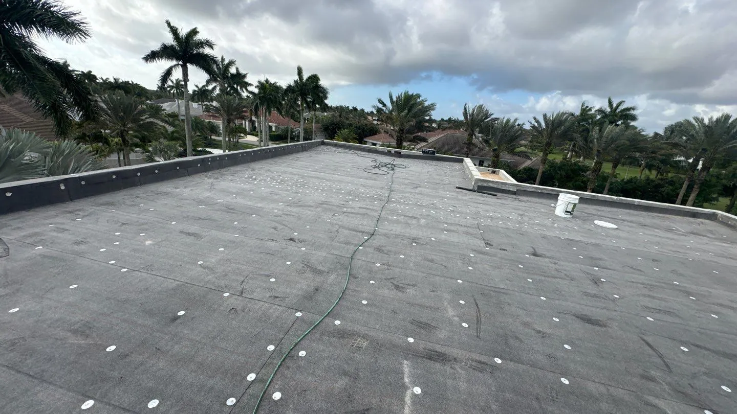 Low-slope roofing system for a South Florida property