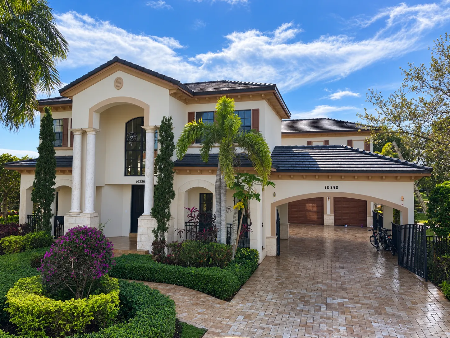Palm Beach Gardens roofing project completed by Roof Masters