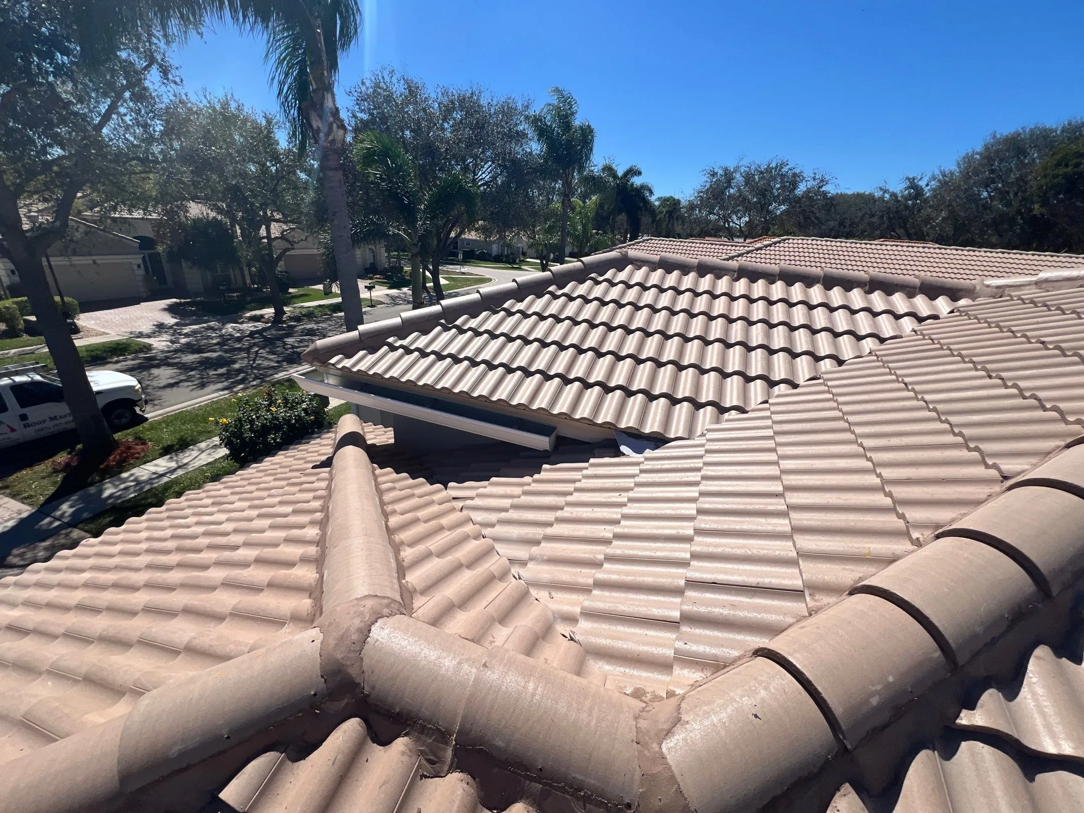 Palm Beach Gardens roofing project completed by Roof Masters